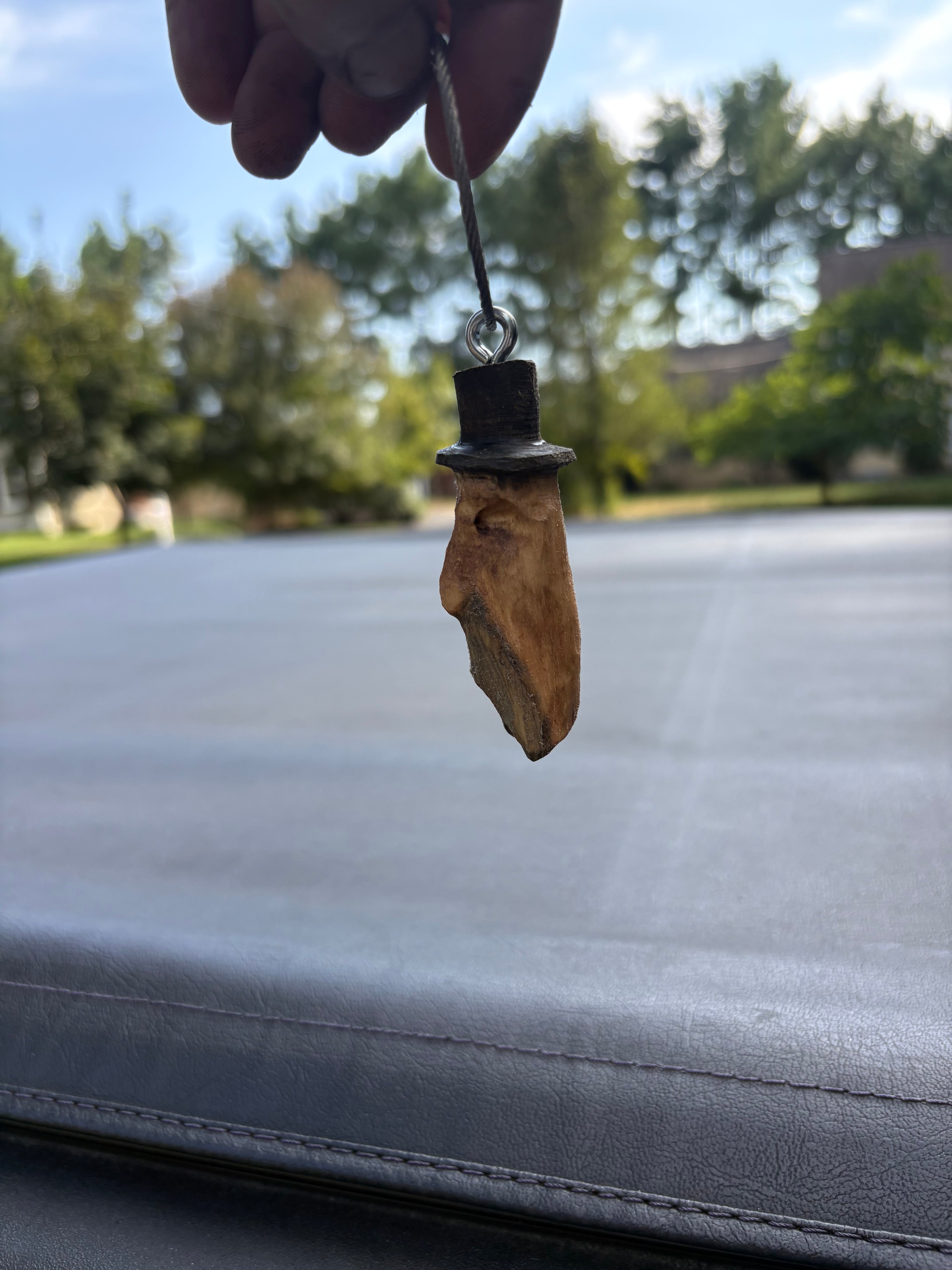 Mr Hat keychain